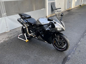 Yamaha YZF-R1
