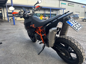 KTM 690