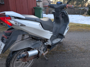 Peugeot Speedfight 4