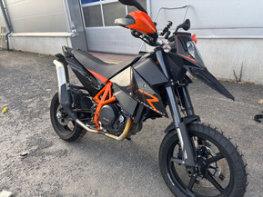 KTM 690