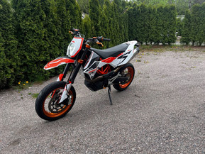 KTM 690