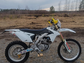Suzuki RM-Z