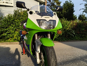 Kawasaki ZXR