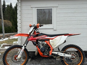 KTM 125