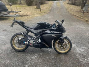 Yamaha YZF-R