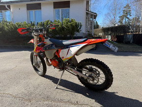 KTM 300