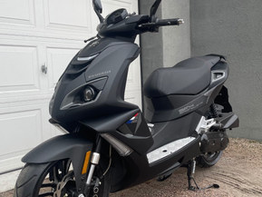 Peugeot Speedfight 4