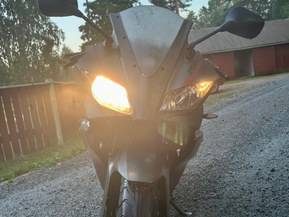 Yamaha YZF-R