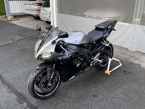 Yamaha YZF-R1