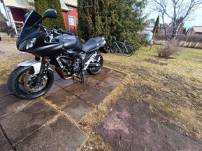 Yamaha FZ6