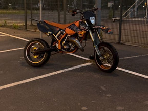 KTM 125