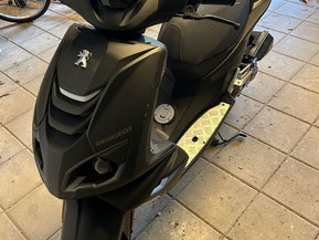 Peugeot Speedfight 4