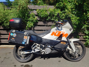 KTM 990