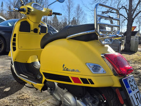 Vespa GTS