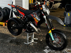 KTM 125