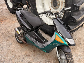Aprilia SR