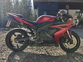 Yamaha YZF-R1