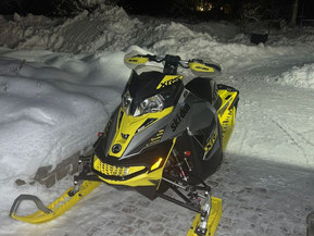 Ski-Doo MX Z