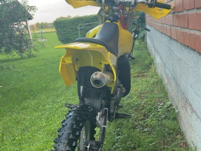 Suzuki RM