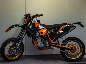 KTM 525