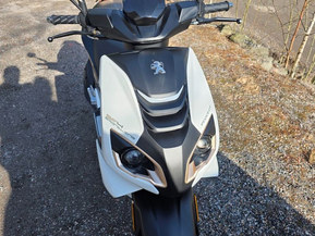 Peugeot Speedfight 4