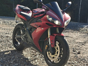 Yamaha YZF-R1