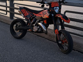 KTM 125