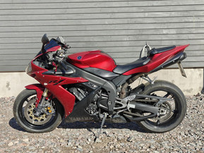 Yamaha YZF-R1