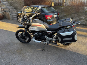 Moto Guzzi V85
