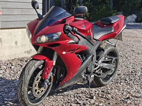 Yamaha YZF-R1