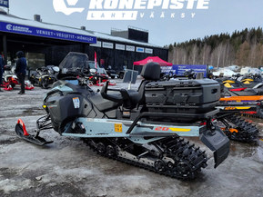 Ski-Doo Expedition