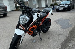 KTM 125