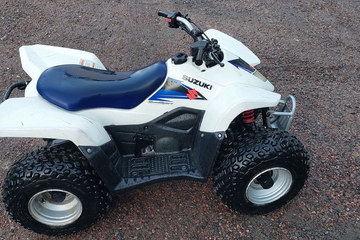 Suzuki QuadSport