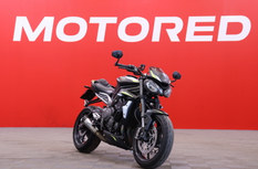 Triumph Street Triple