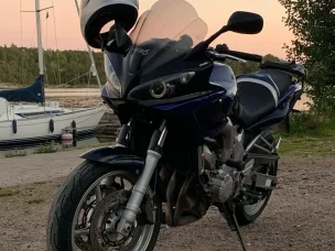 Yamaha FZ6-S