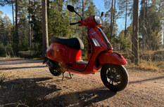 Vespa GTS