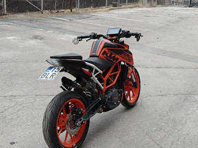 KTM 390
