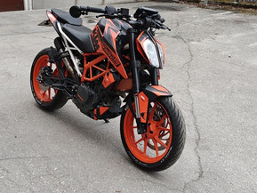 KTM 390