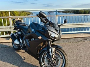 Yamaha FZ1