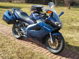 Aprilia RST