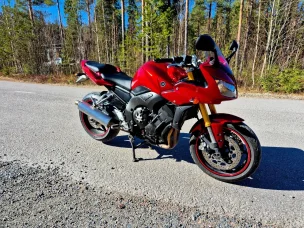 Yamaha FZ1-S
