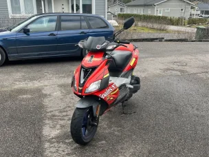 Aprilia SR
