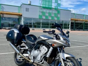 Yamaha FZS