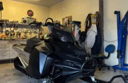 Ski-Doo Summit