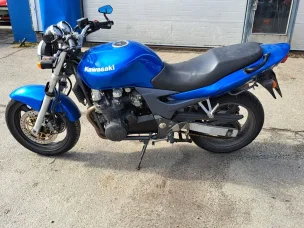 Kawasaki ZR-7