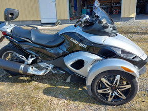 Can-Am Spyder