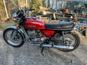 Suzuki GT