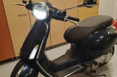 Vespa LX