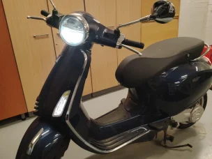 Vespa LX