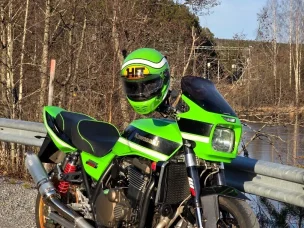 Kawasaki ZRX